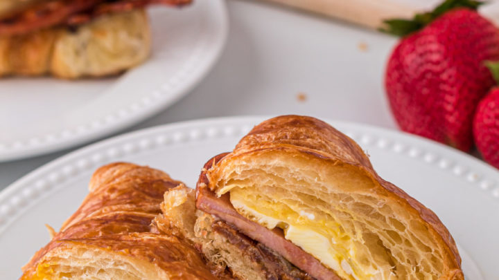 https://madeitateitlovedit.com/wp-content/uploads/2019/01/Supreme-Breakfast-Croissant-26-scaled-720x405.jpg