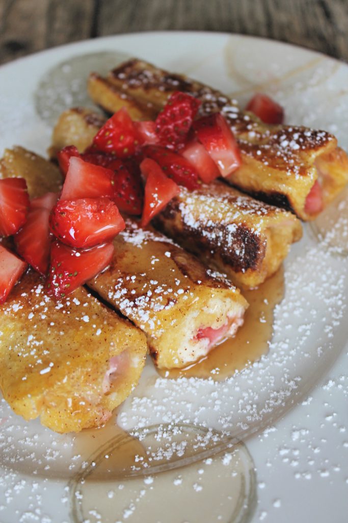 Strawberries and Cream French Toast Roll Ups: