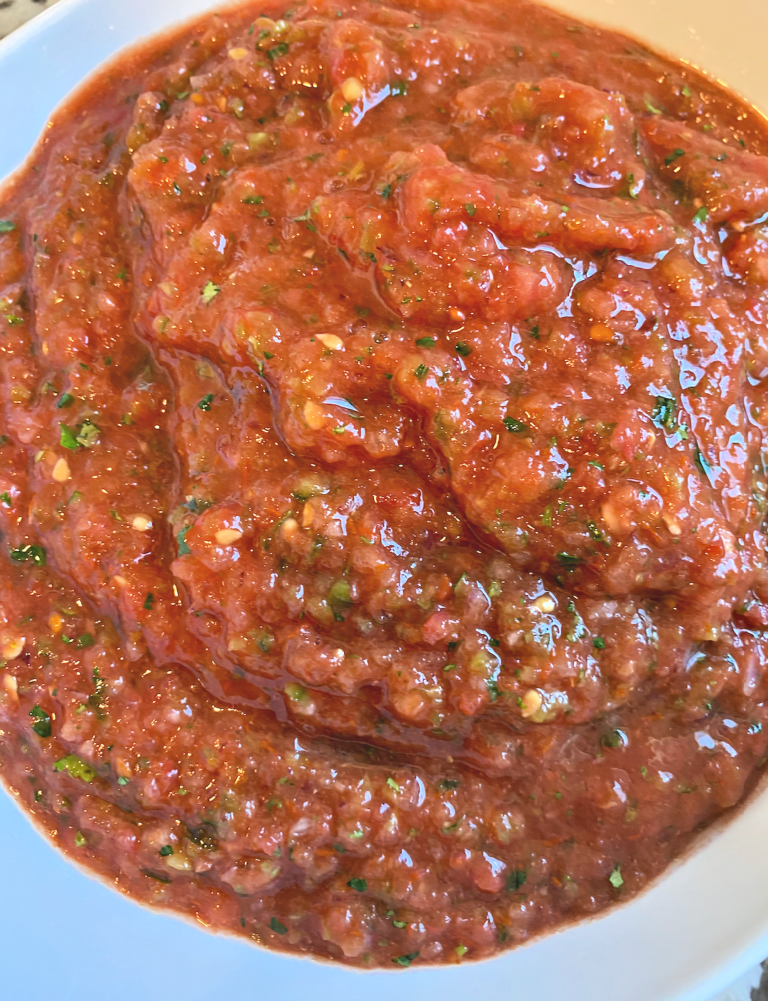 Easy homemade restaurant style salsa