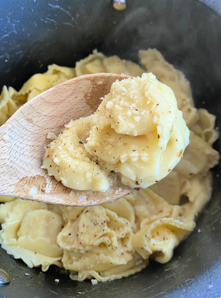 15-Minute Garlic Butter Tortellini
