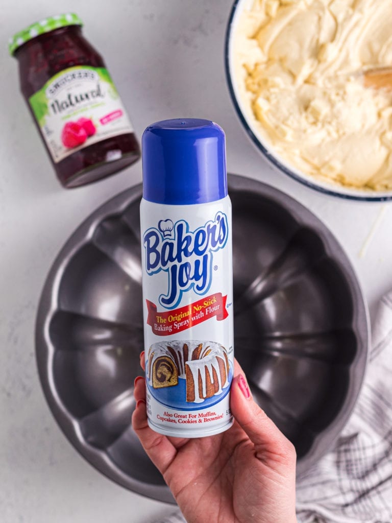 Baker's Joy Original No Stick Spray with Flour, 4 oz