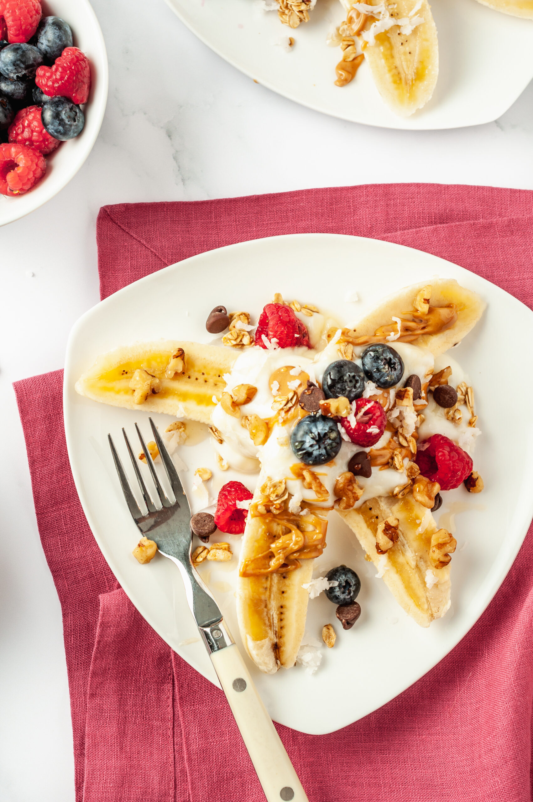 Yogurt with Fruit and Homemade Granola Breakfast Meal Prep - Carmy